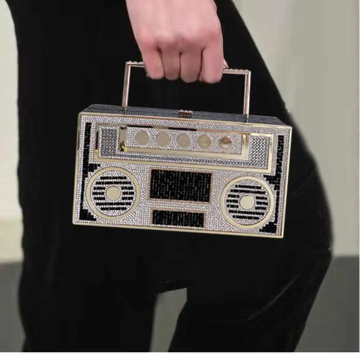 حقيبة حفلات  - party bag