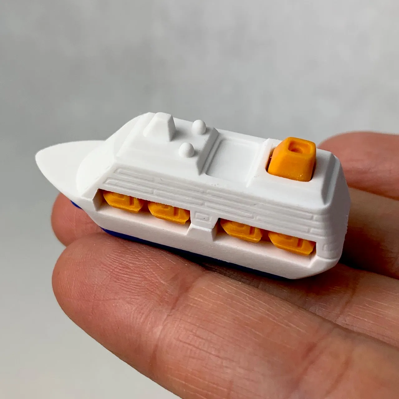 381361 AIRPLANE, HELICOPTER & CRUISE SHIP ERASERS-30