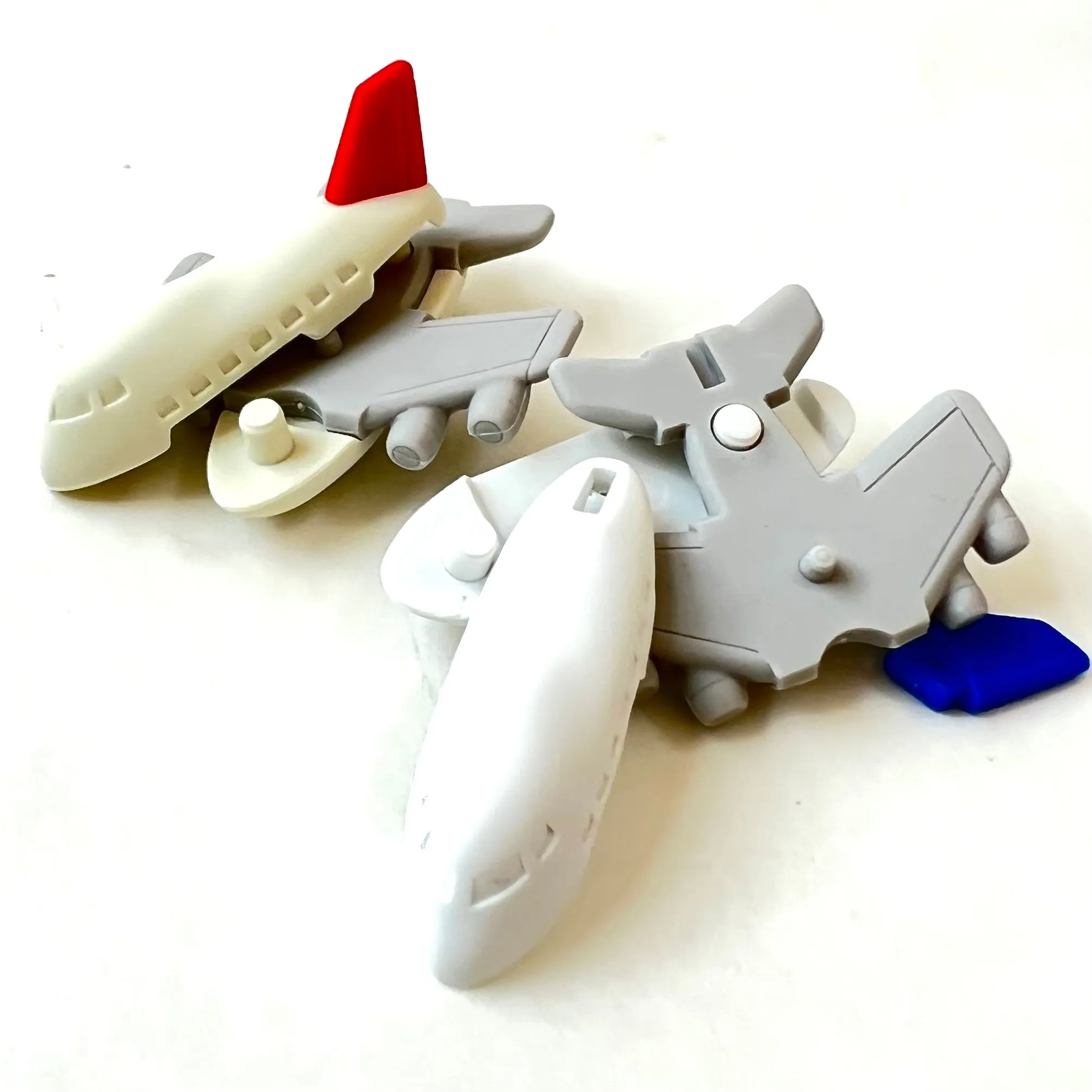 381361 AIRPLANE, HELICOPTER & CRUISE SHIP ERASERS-30