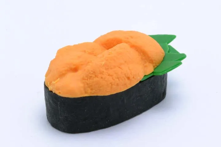 38369 IWAKO SUSHI TRIPLE ERASERS-12