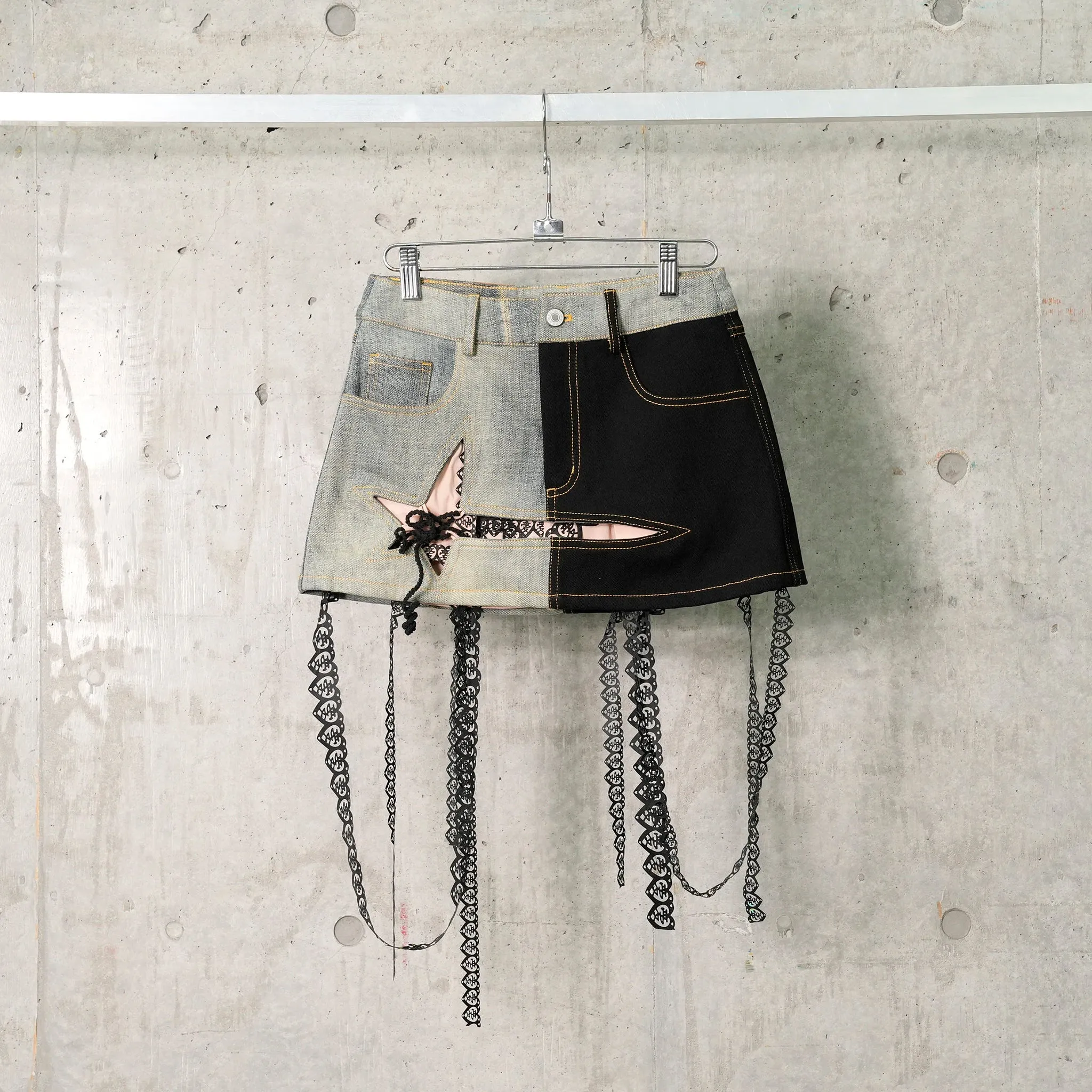 CUT-OUT UPCYCLED DENIM MINI SKIRT / BLACK/GREY/NUDE