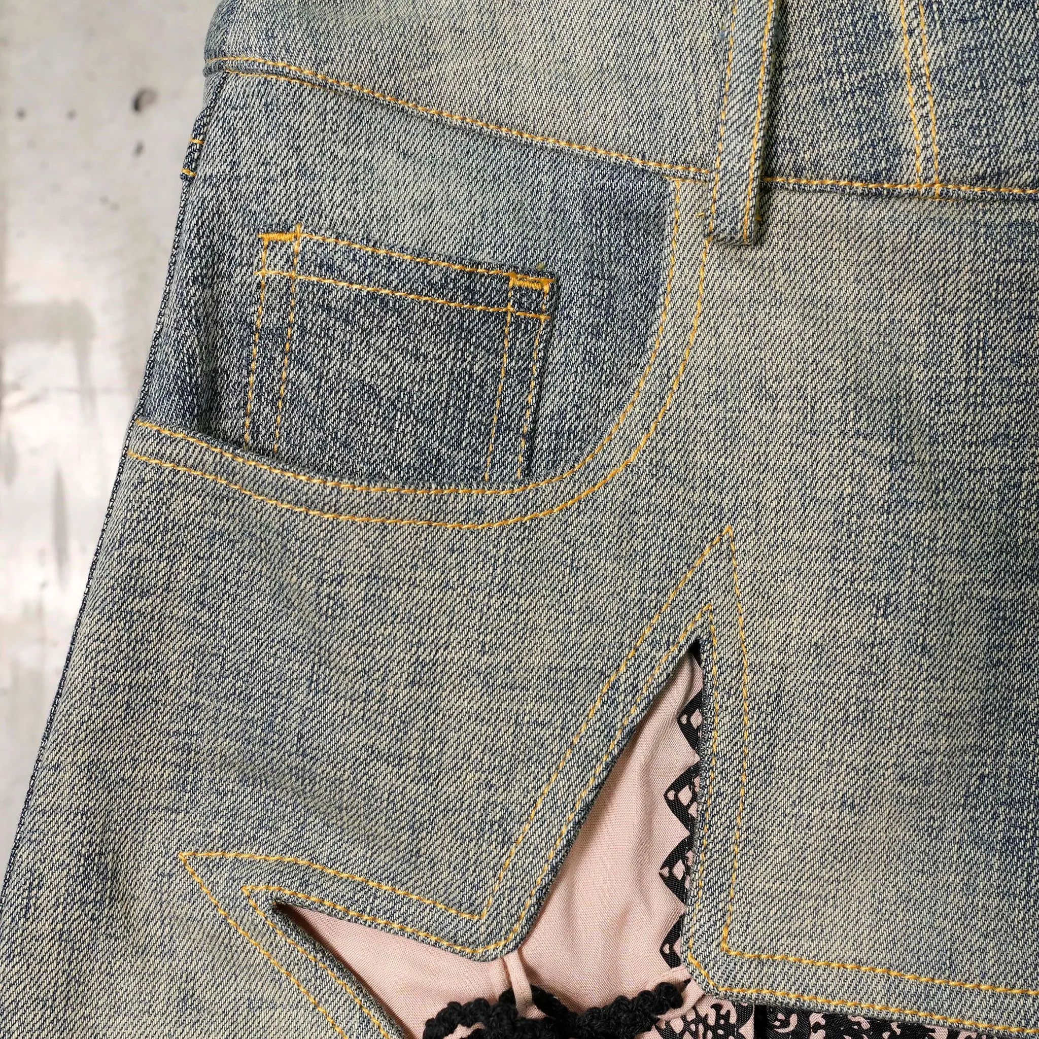 CUT-OUT UPCYCLED DENIM MINI SKIRT / BLACK/GREY/NUDE