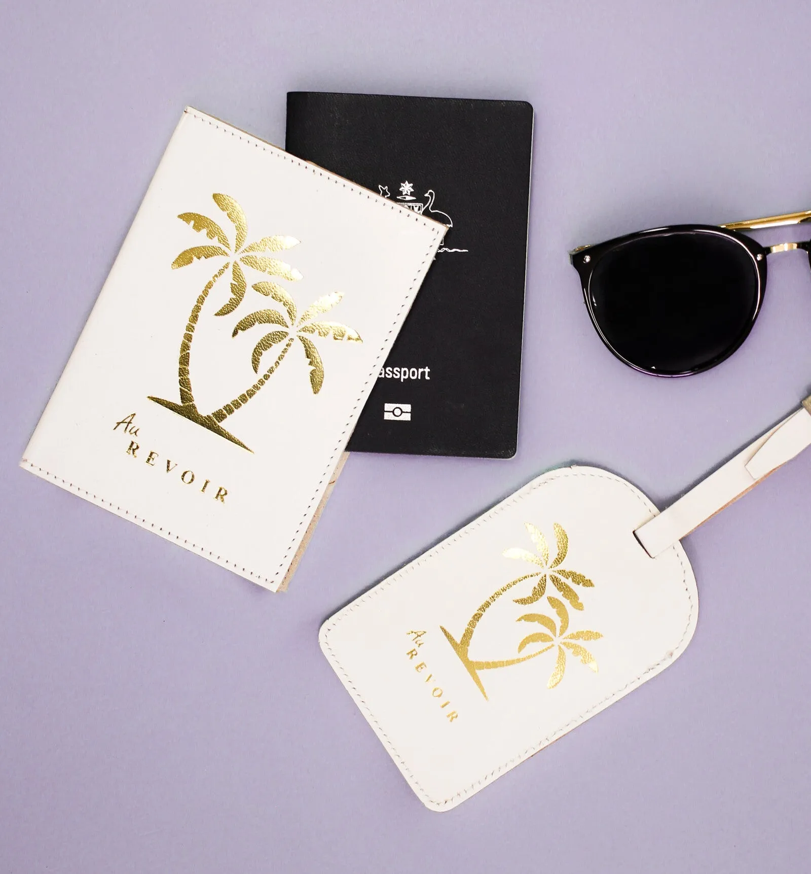 LEATHER TRAVEL TAG