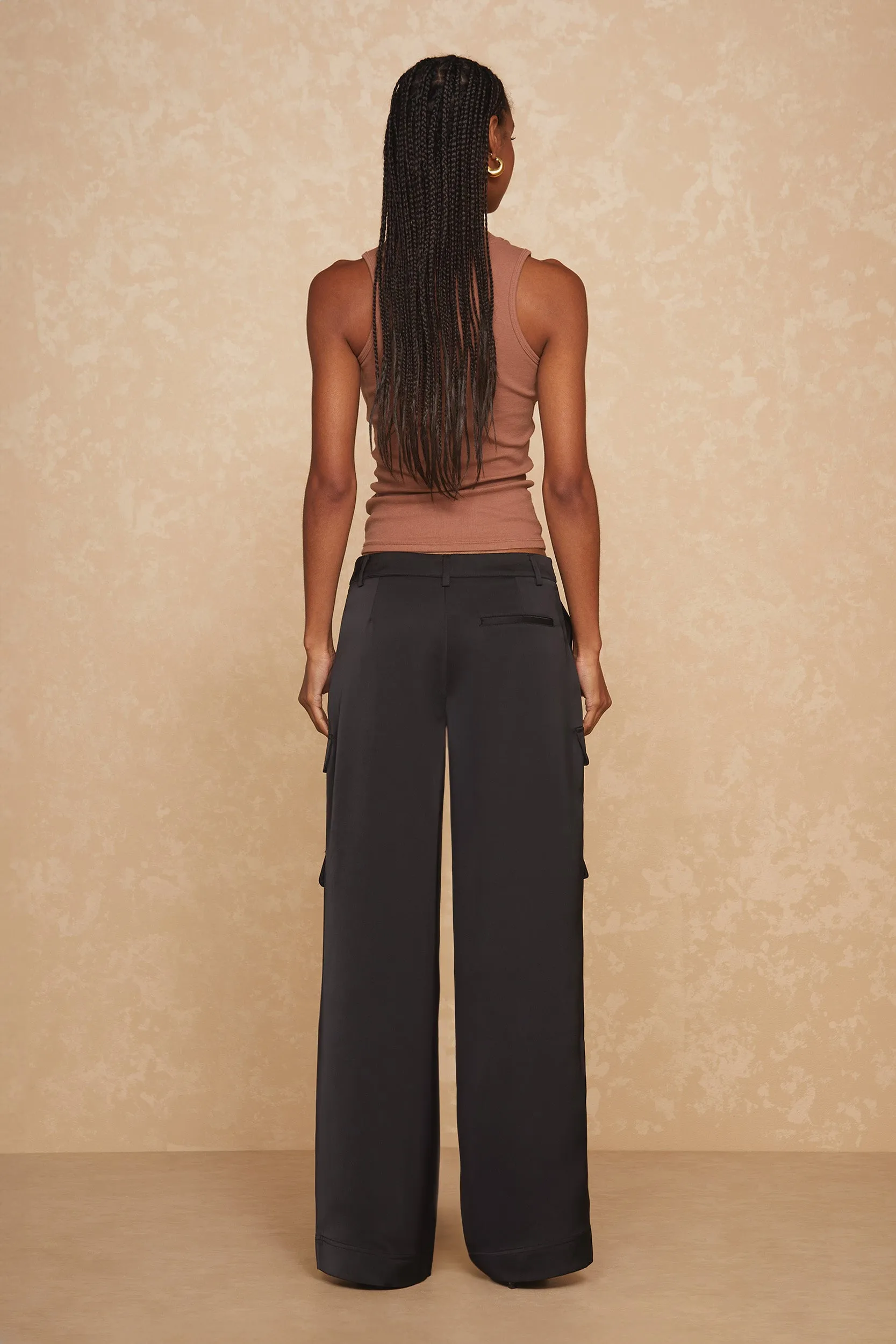 Milan Pant - Black
